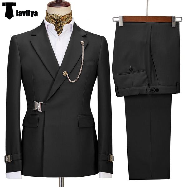 2 Piece Men's Suit with Metal Clasp